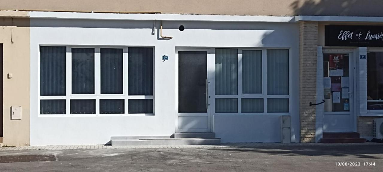 Le Local Lägenhet Koenigsmacker Exteriör bild